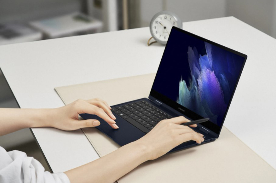 Các tính năng của Samsung Galaxy Book hữu ích khi dùng Windows 10